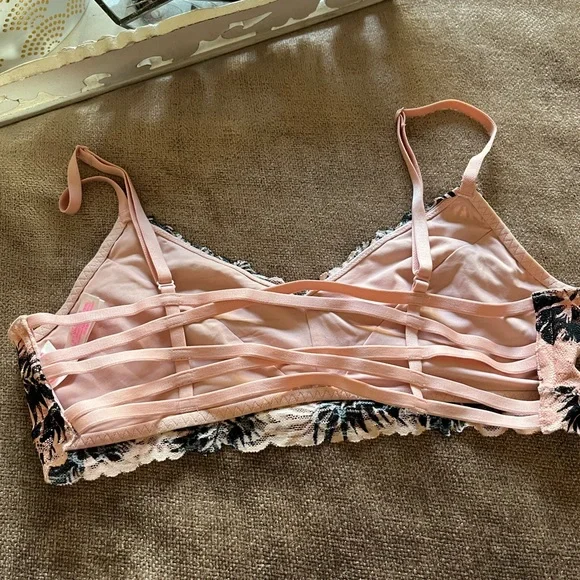 PINK Victoria’s Secret Floral Bralette- Size Small - Picture 4 of 8